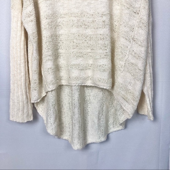 Boutique Textured Knit Pullover V-Neck High Low Sweater 2 - Picture 4 of 7